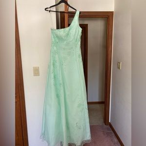Mystique Vintage Prom Dress: Seafoam Green